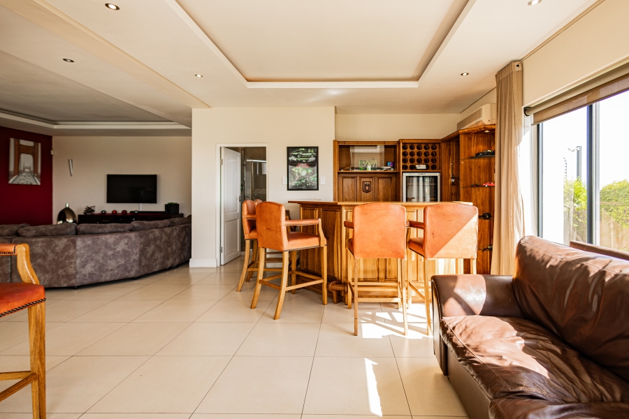 6 Bedroom Property for Sale in Baronetcy Estate Western Cape